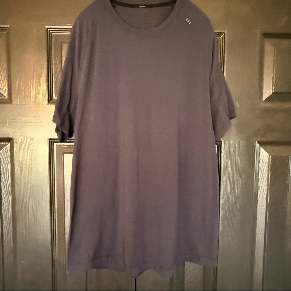 Lululemon blue short sleeve swiftly tech tee shirt L